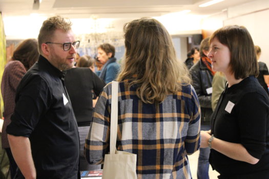 Cultural organisations and group supervisors mingle exchange perspectives during a 'BrusselArt Toernée'.